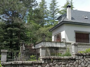 Casa amb piscina en venda a Abantos - Carmelitas
