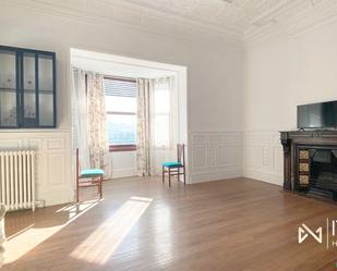 Living room of Flat to rent in Bilbao   with Heating and Balcony