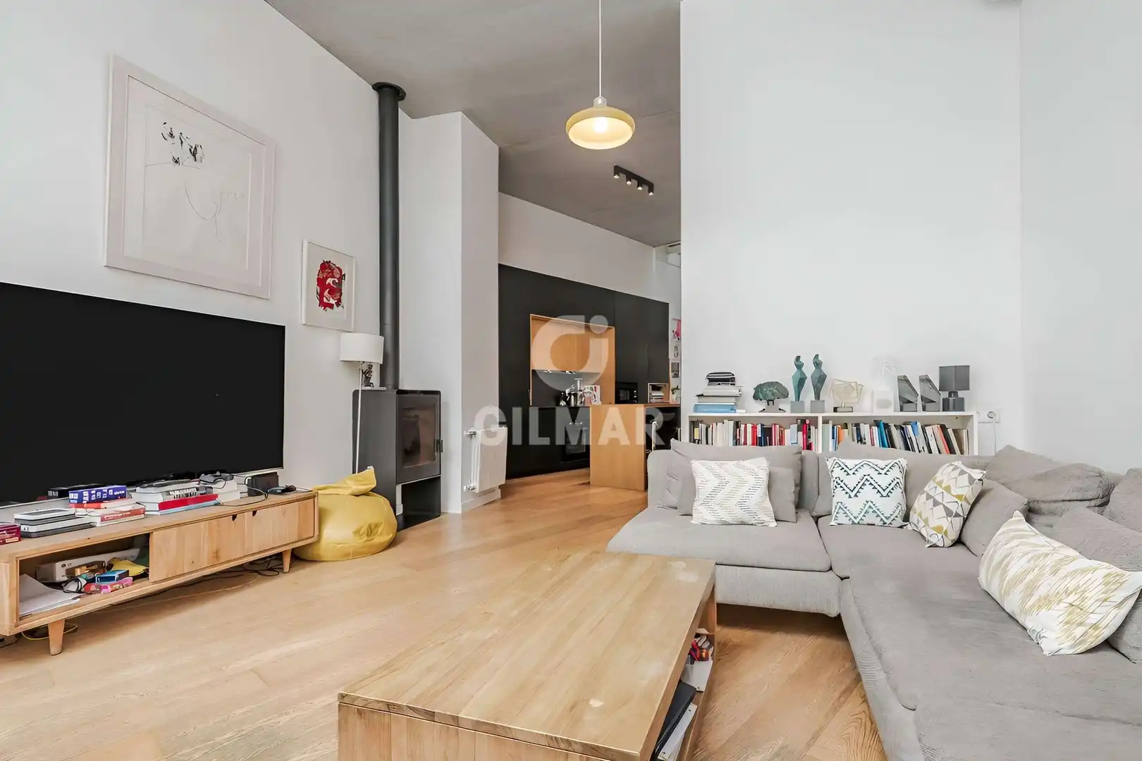 Sala de estar de Casa adosada en venta en Sevilla con Calefacción y Piscina