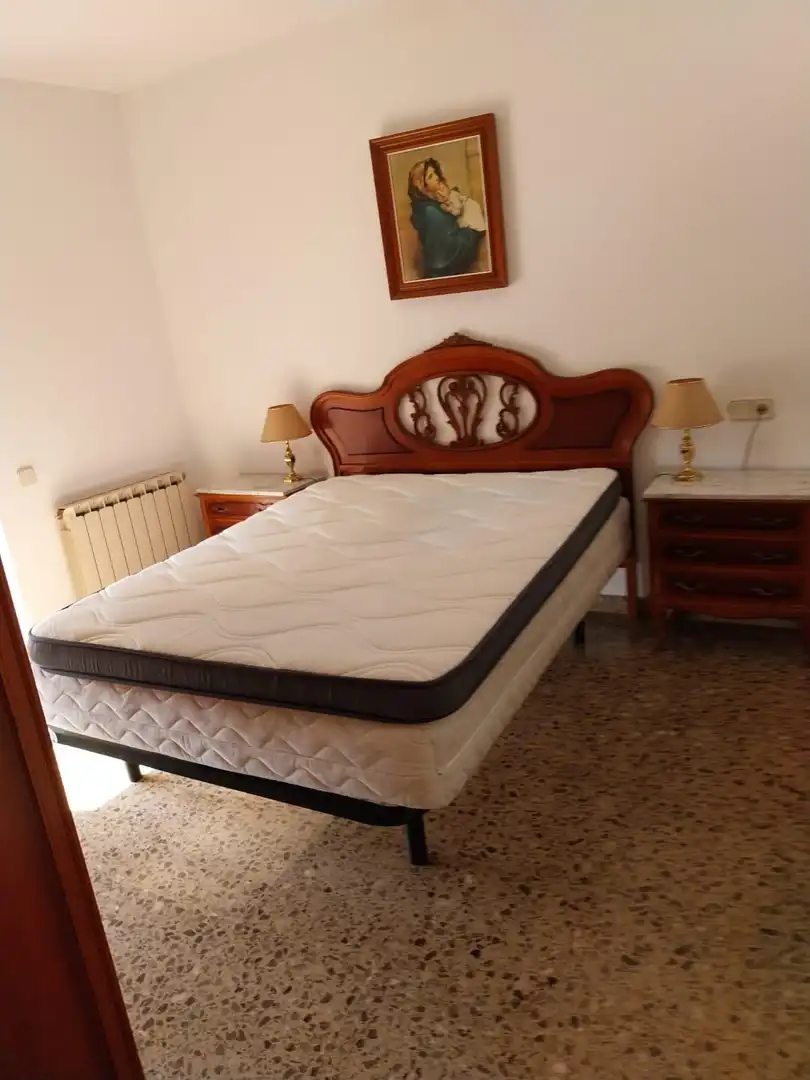 Bedroom of Flat for rent in Cornellà de Llobregat  with Air Conditioner, Heating and Balcony