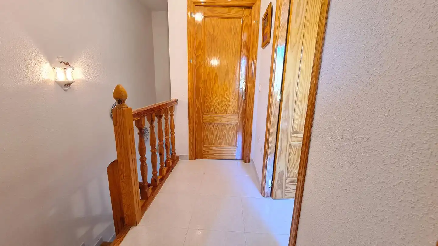 Houses for sale in La Adrada   with Private garden, Storage room and Balcony
