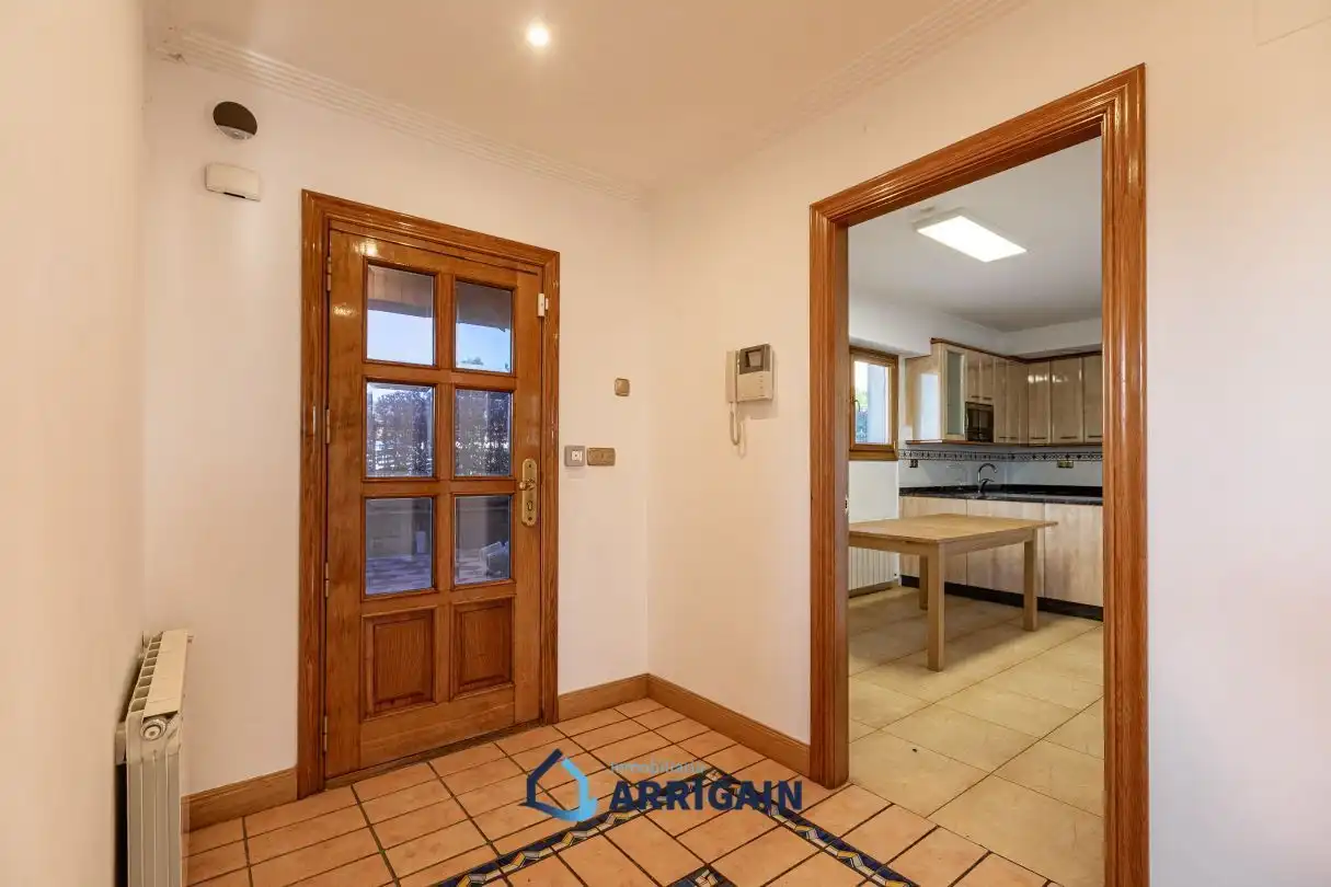 Casa adosada en venda en Donostia - San Sebastián  amb Calefacció, Jardí privat i Terrassa