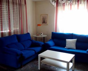 Sala d'estar de Apartament de lloguer en  Jaén Capital amb Aire condicionat