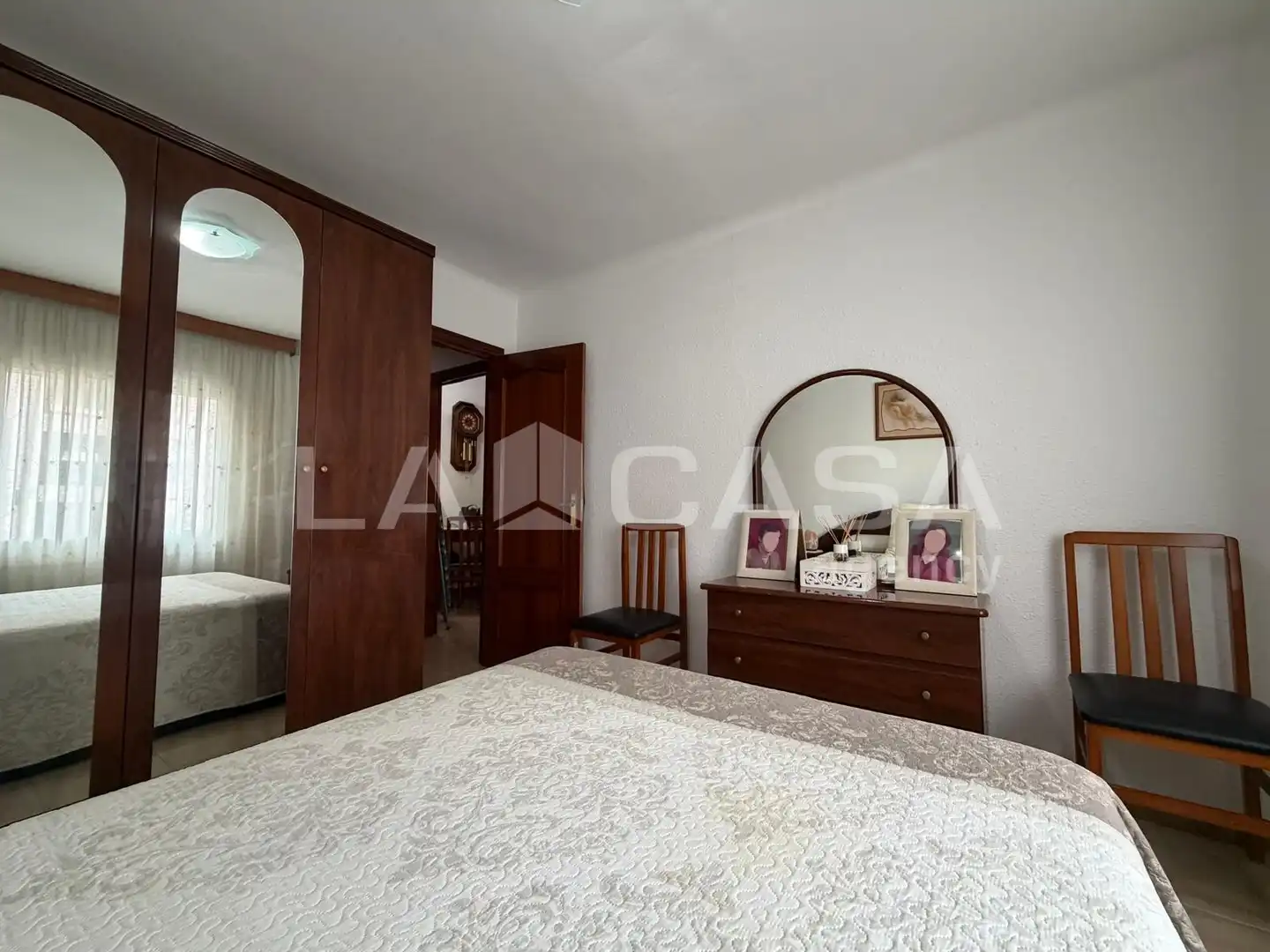 Bedroom of Flat for sale in Santa Coloma de Gramenet