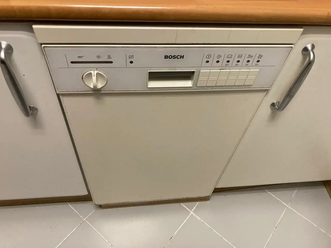 Kitchen of Flat for rent in Madrid  with Air Conditioner, Heating and Parquet flooring