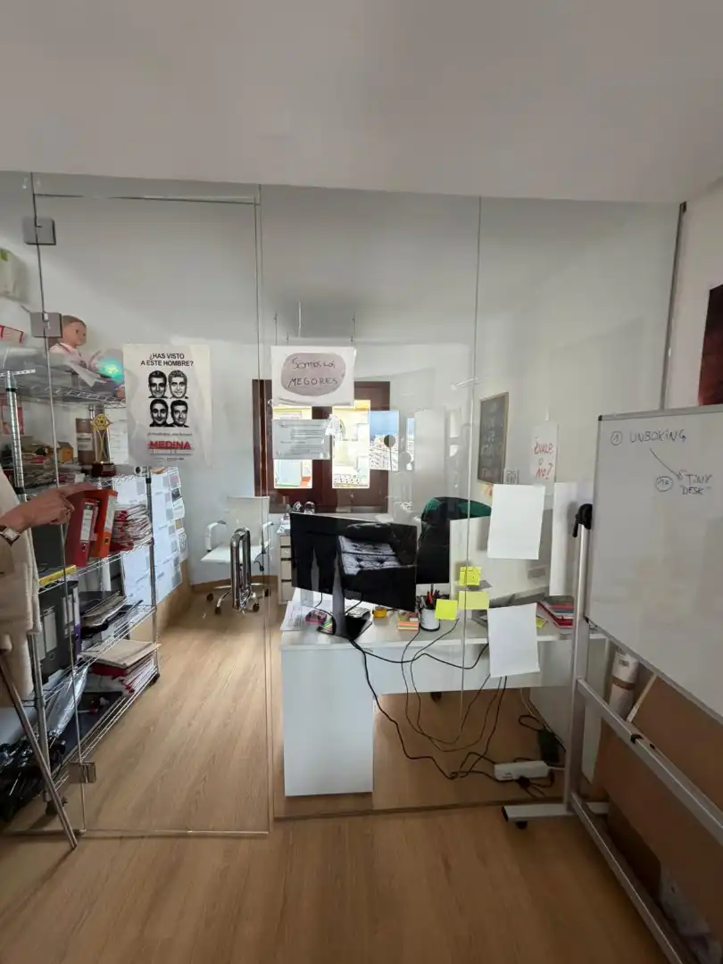 Büro zur Miete in Madrid mit Klimaanlage, Heizung und Terrasse