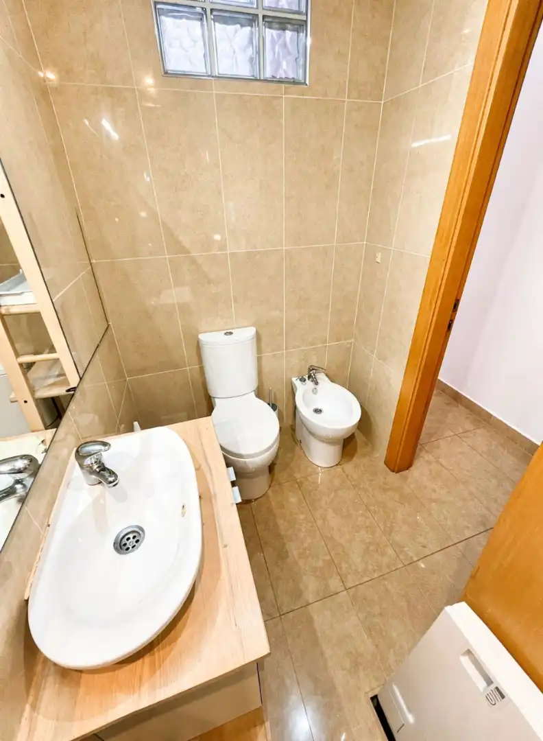 Baño de Dúplex en venta en Barcelona con Horno
