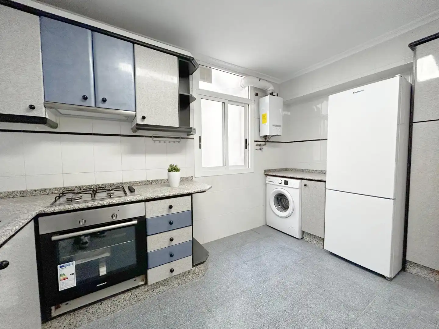 Cocina de Piso para compartir en Sagunto / Sagunt con Amueblado