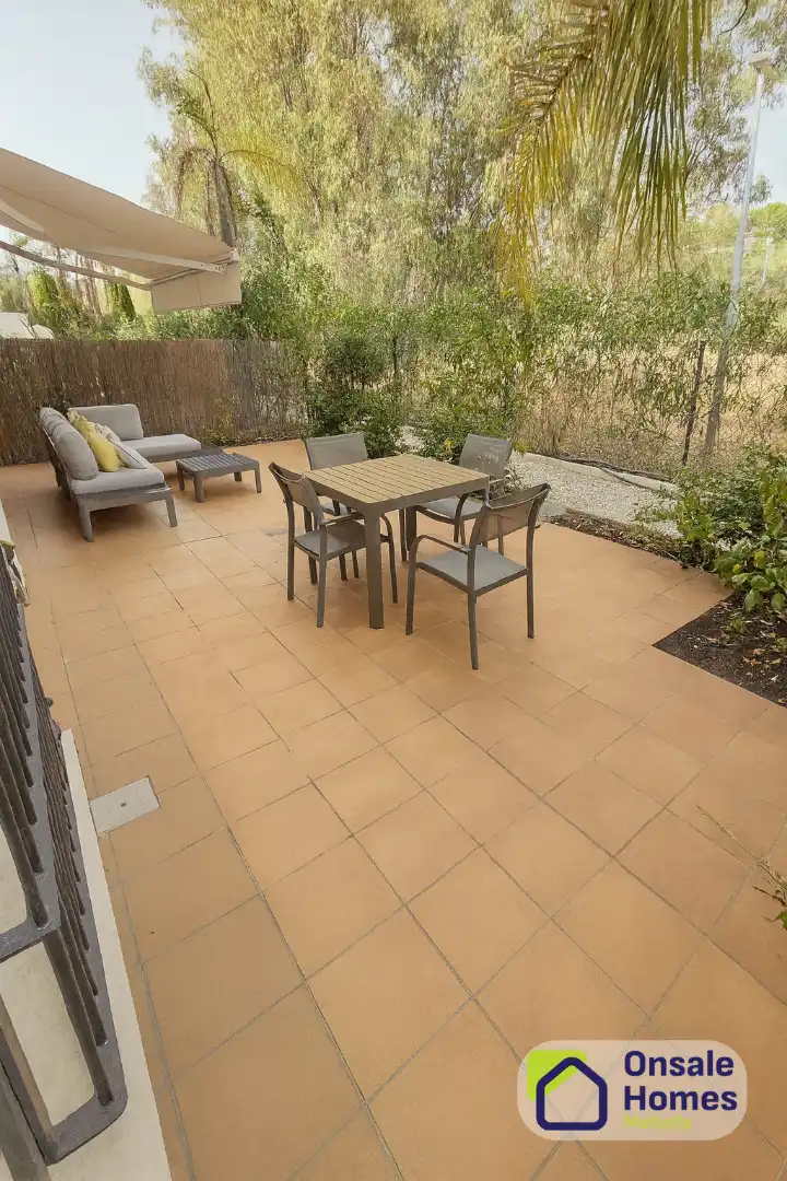 Terraza de Piso en venta en Marbella con Terraza, Alarma y Piscina comunitaria