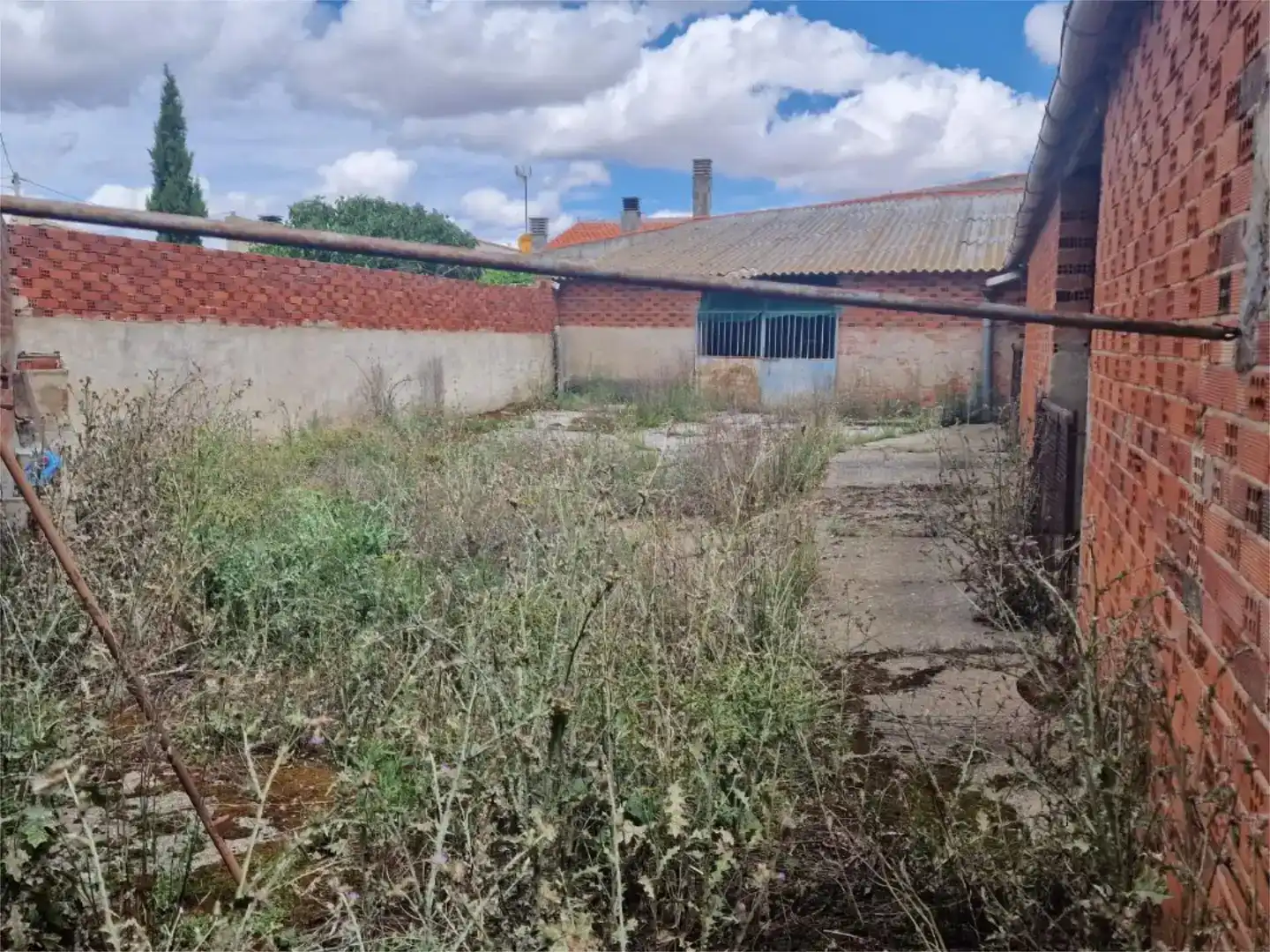 Planta baixa en venda en Monfarracinos