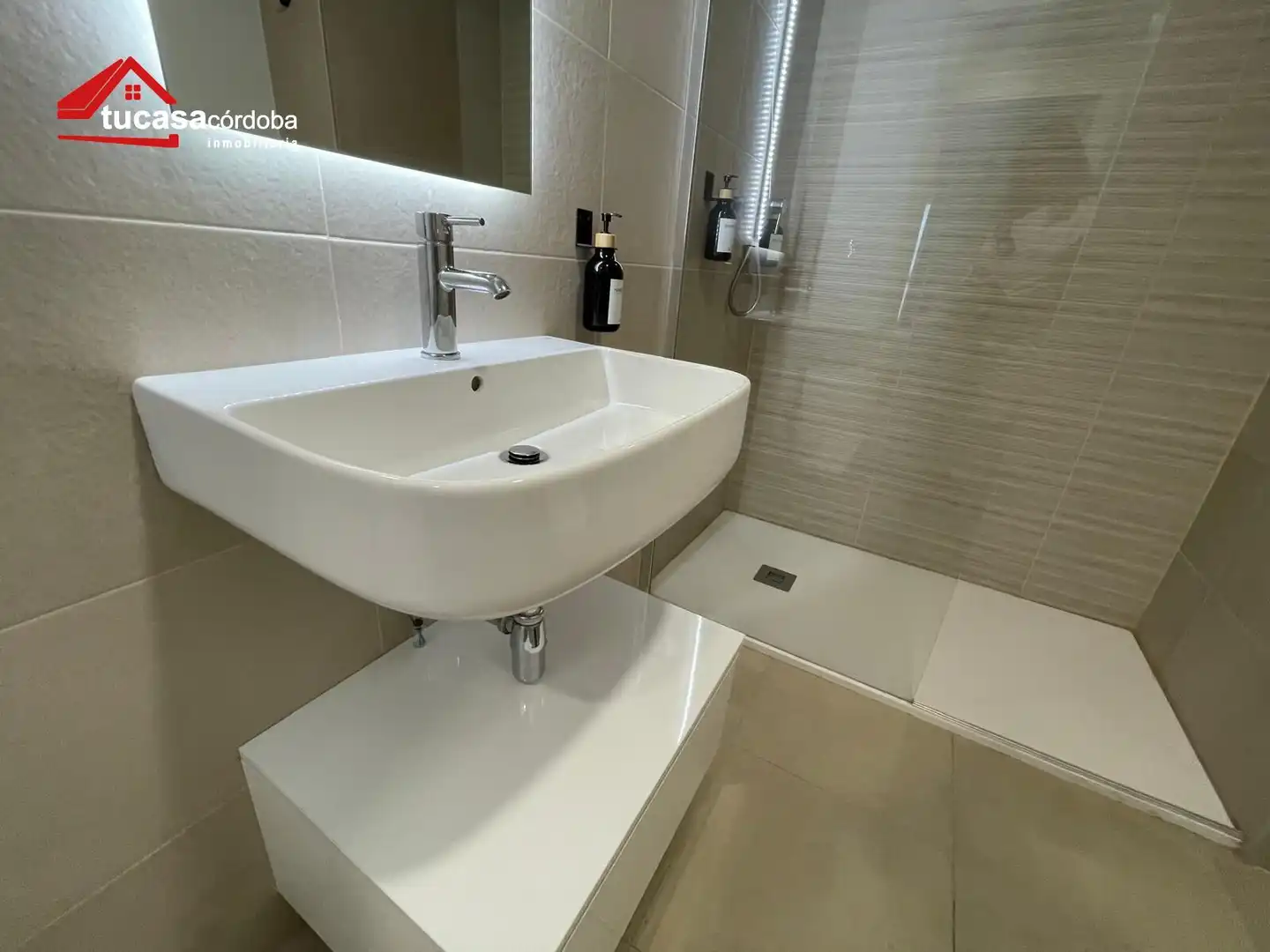 Apartament amb ascensor en venda a Avenida AVENIDA DE AMÉRICA, imagen 18