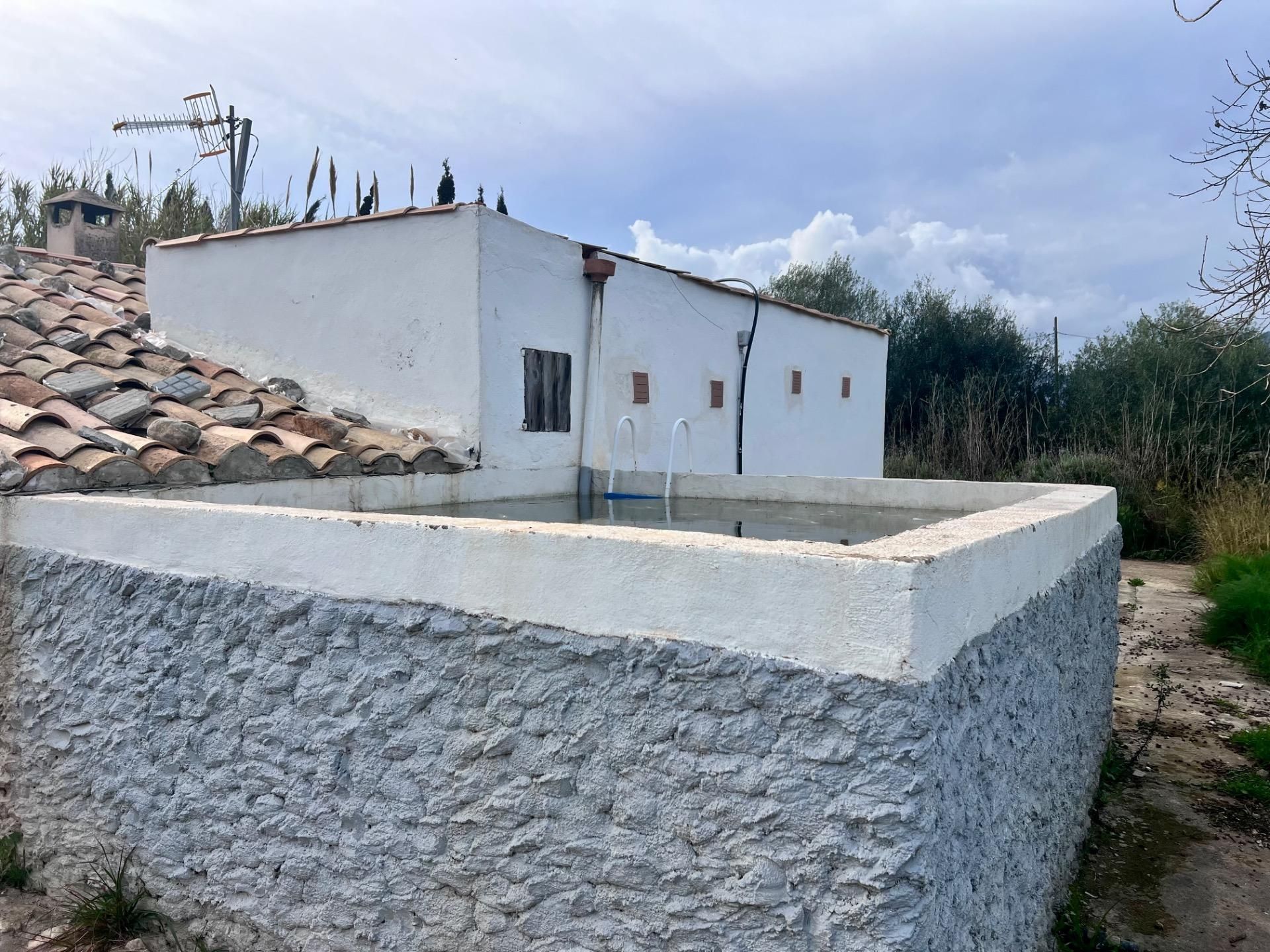 Vista exterior de Finca rústica en venda en Campanet amb Jardí privat, Terrassa i Traster
