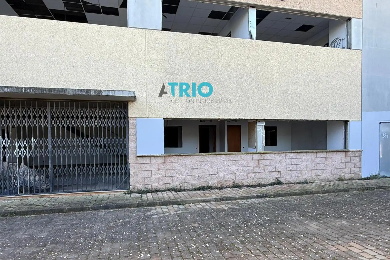 Vista exterior de Nave industrial en venta en Bunyola