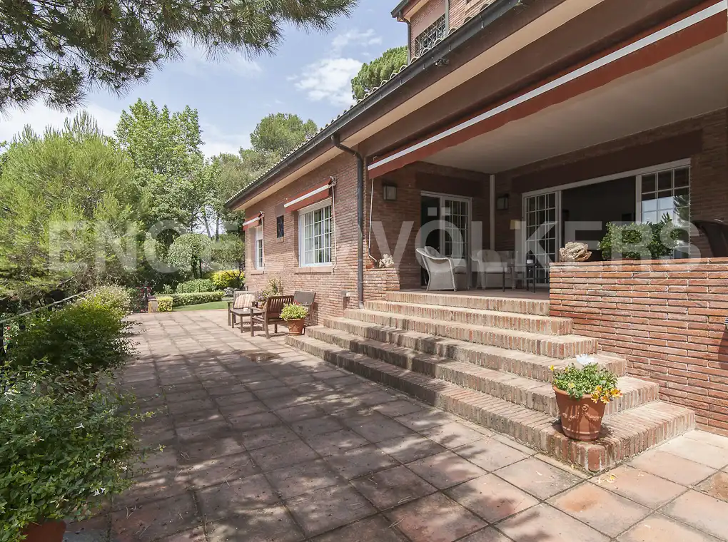 Jardín de Casa o chalet en venta en Barcelona con Aire acondicionado, Calefacción y Jardín privado