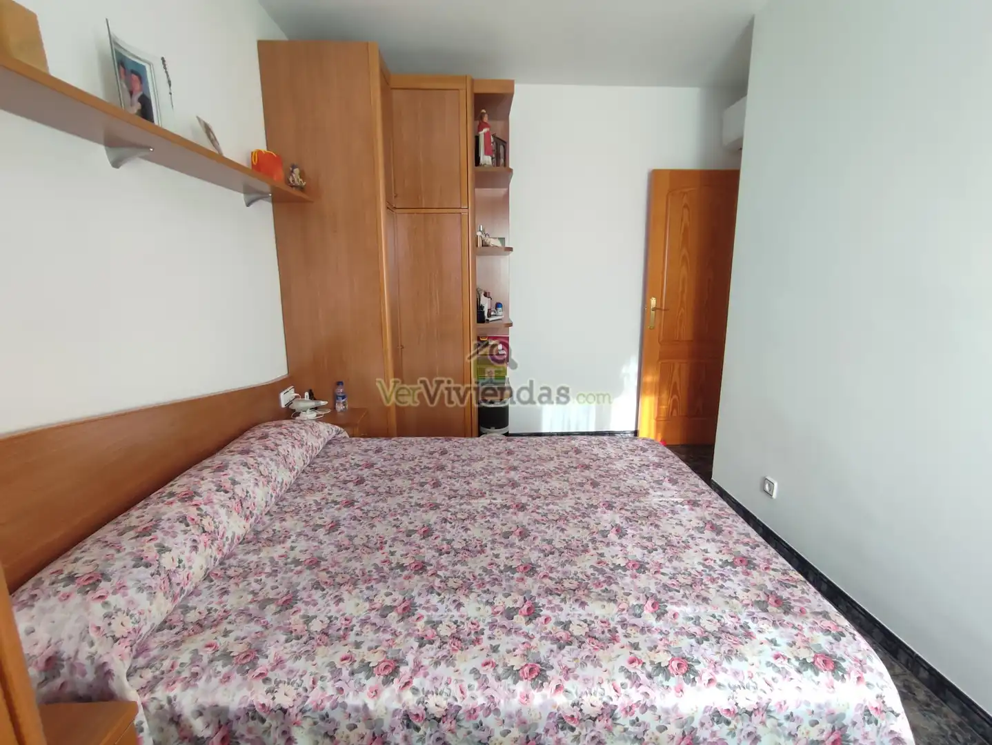 Habitación de Casa o chalet en venta en Vallirana con Aire acondicionado, Calefacción y Jardín privado