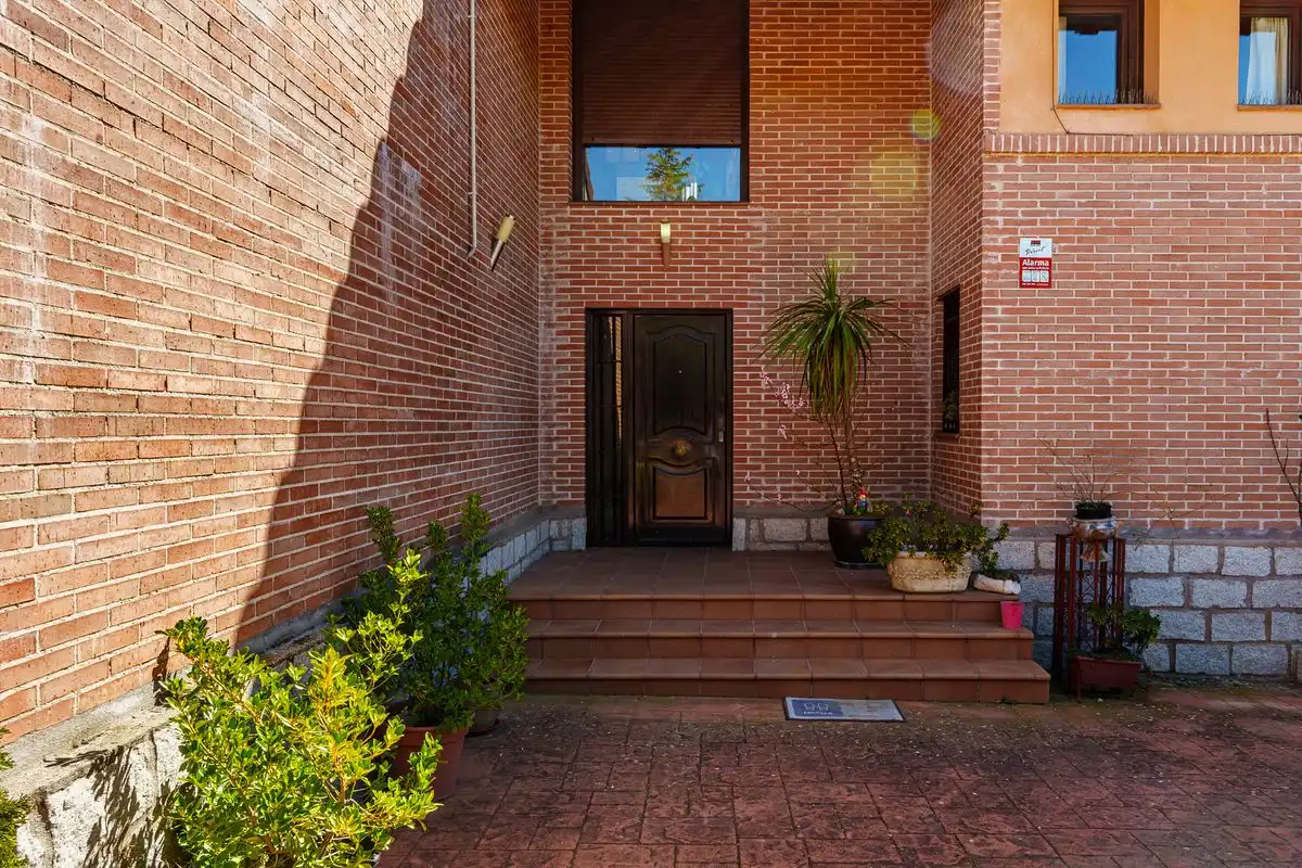 Chalet con terraza en venta en Pino Alto - Navarredonda, imagen 49