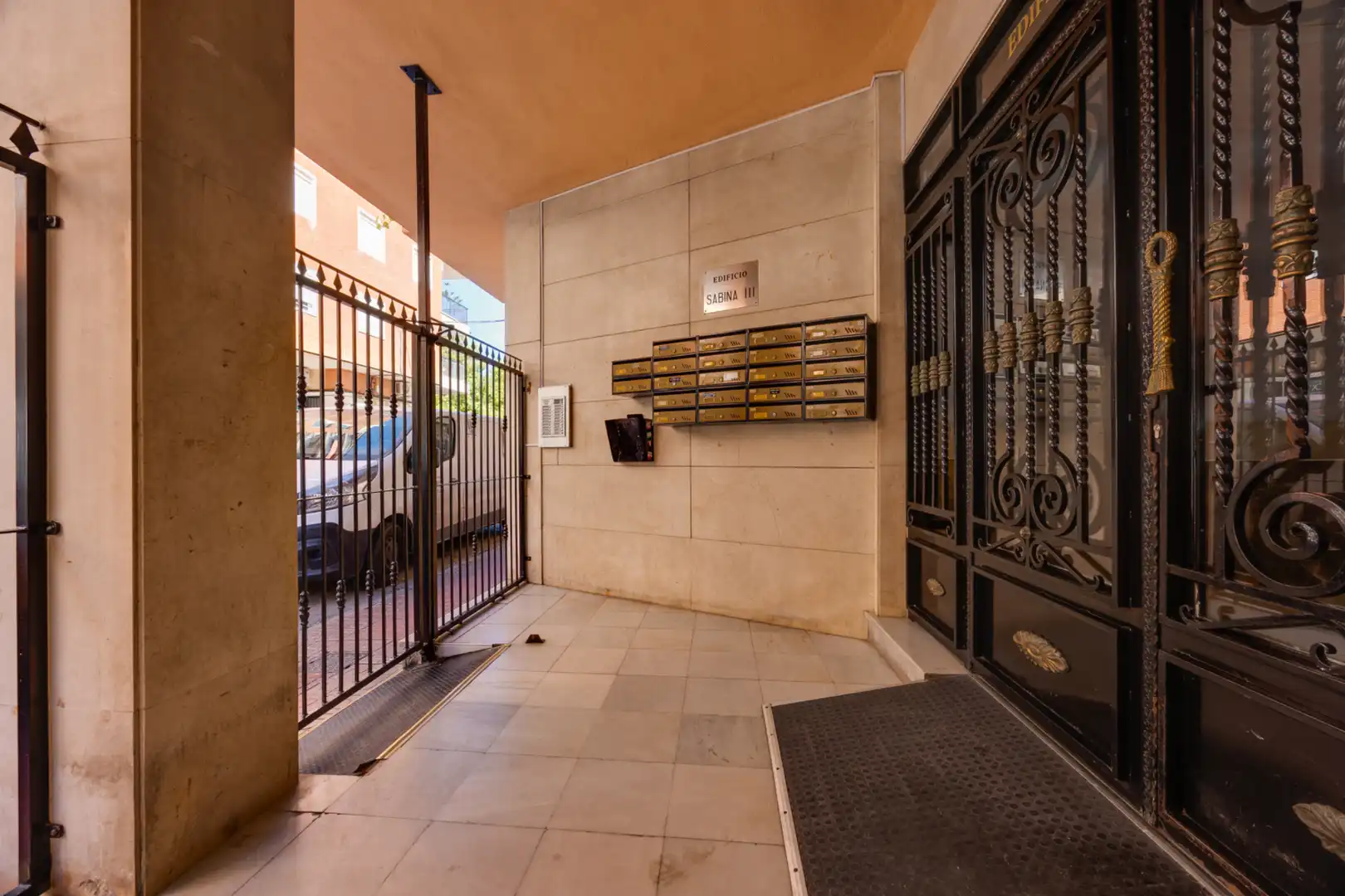 Apartamento con ascensor en venta en Calle San Miguel de Salinas 9, imagen 27