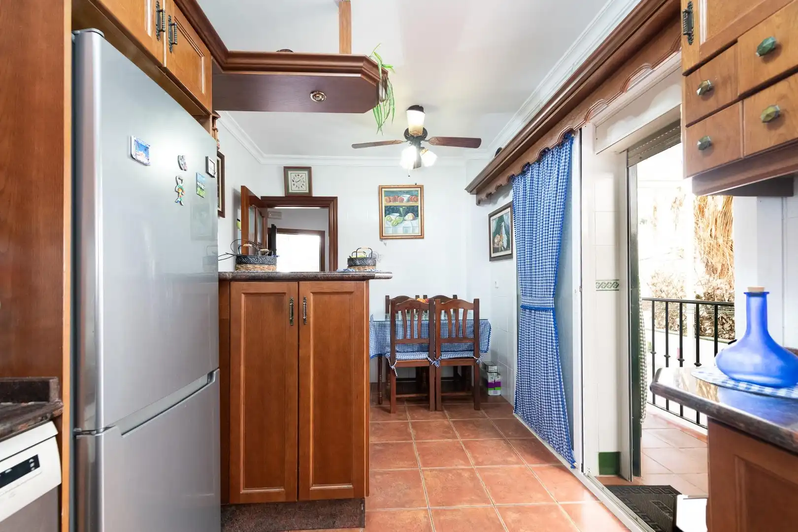 Cocina de Casa adosada en venta en Rincón de la Victoria con Trastero y Piscina comunitaria