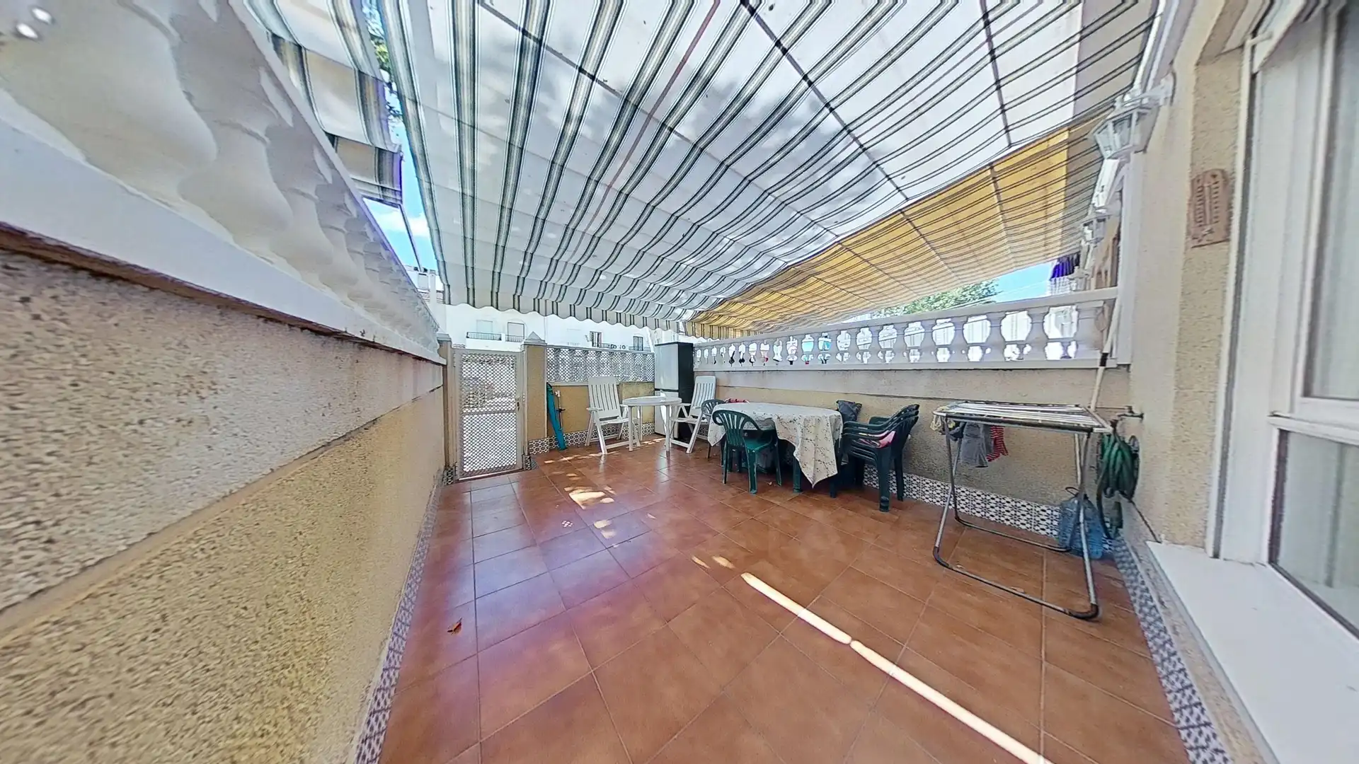 Casa aparellada amb piscina en venda a Santa Pola ciudad, imagen 3