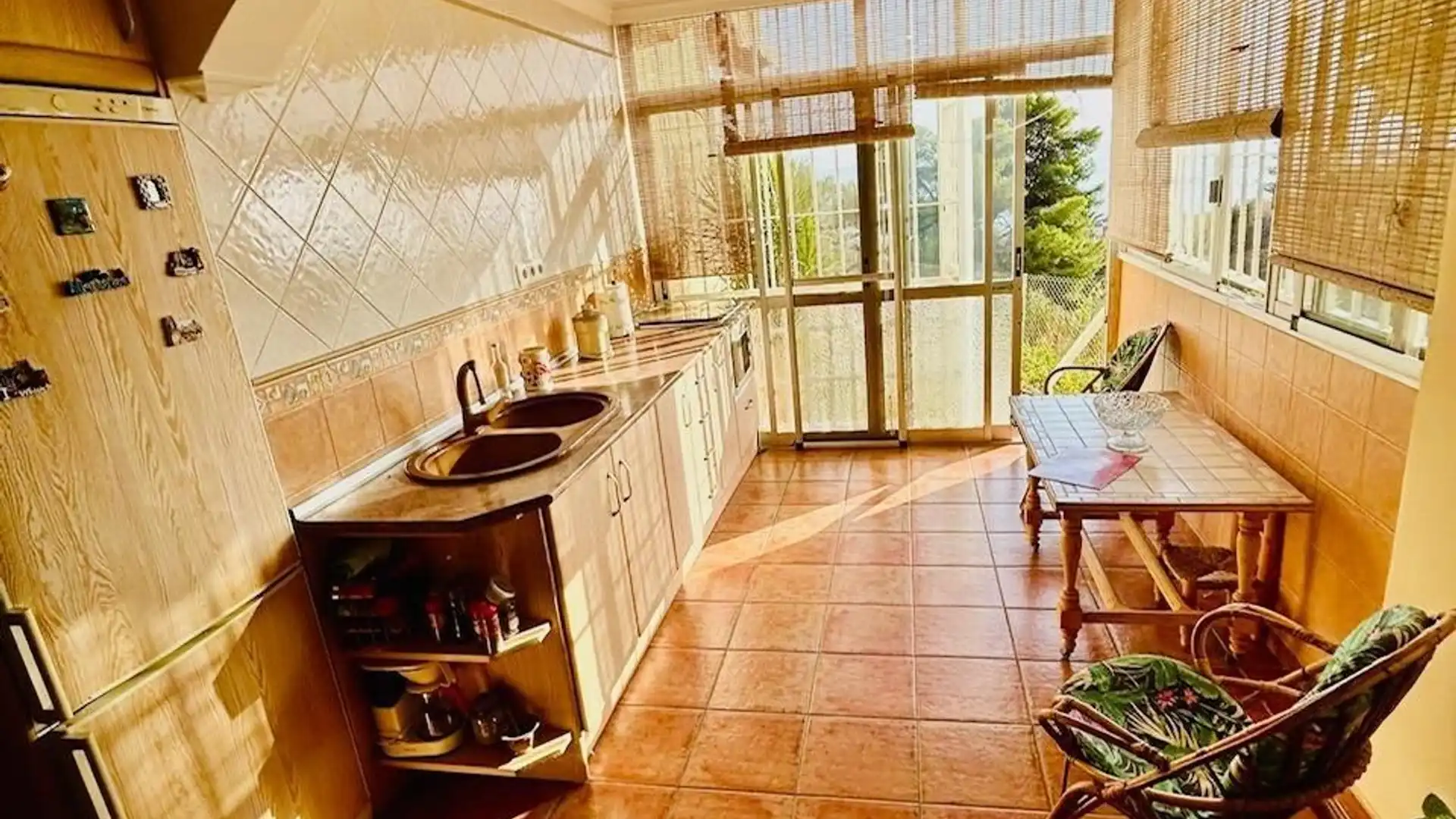 Cocina de Piso en venta en Vélez-Málaga con Piscina comunitaria