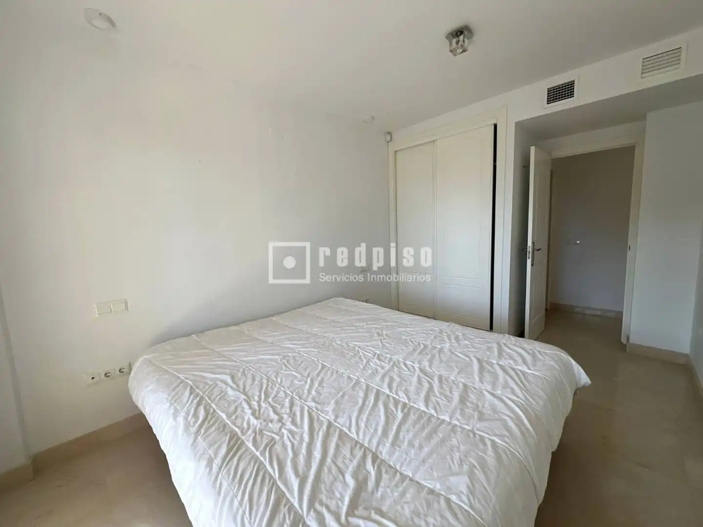 Bedroom of Flat for sale in Benalmádena  with Air Conditioner, Heating and Private garden