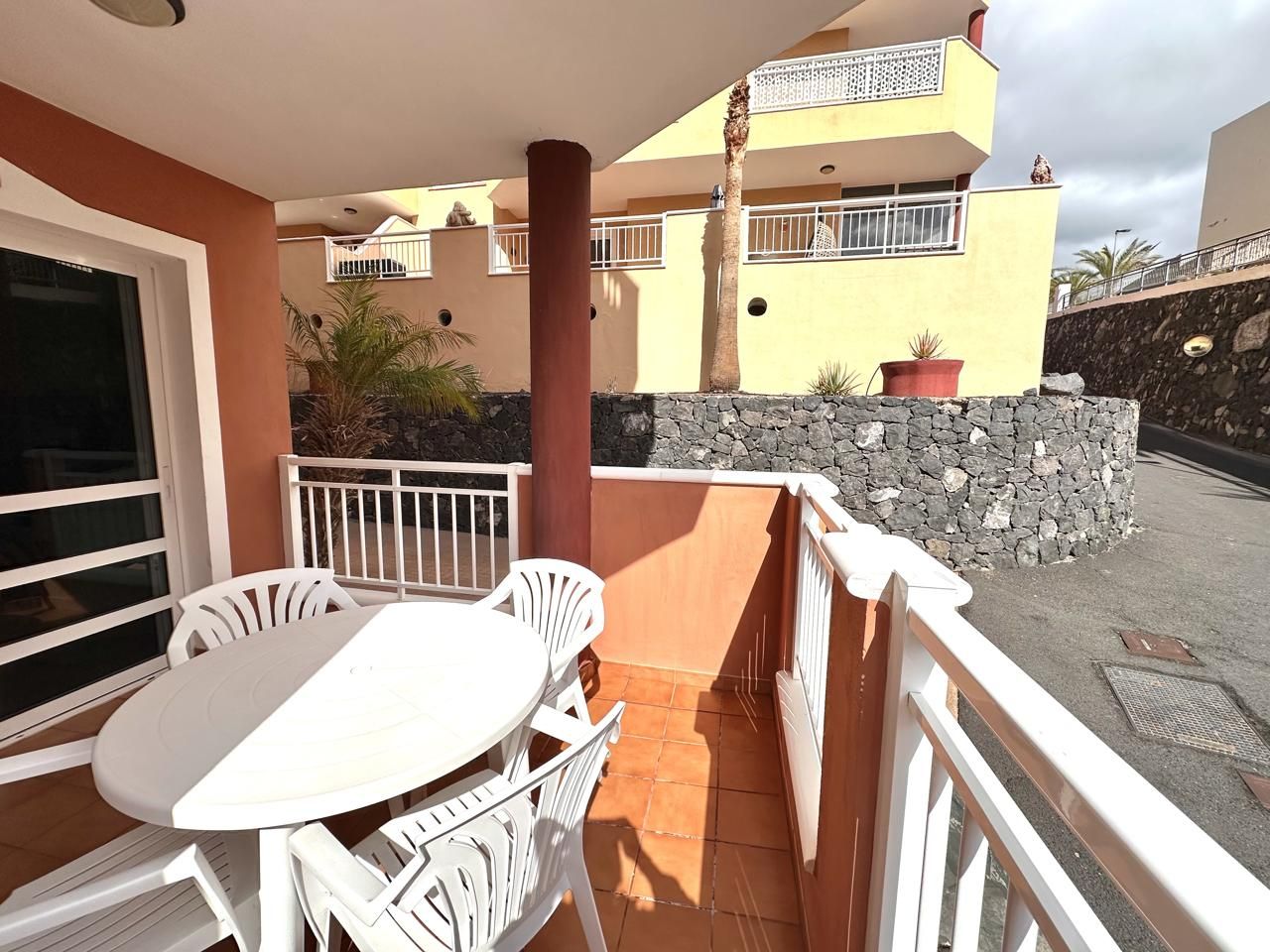 Terrasse von Erdgeschoss zum Verkauf in Adeje mit Terrasse