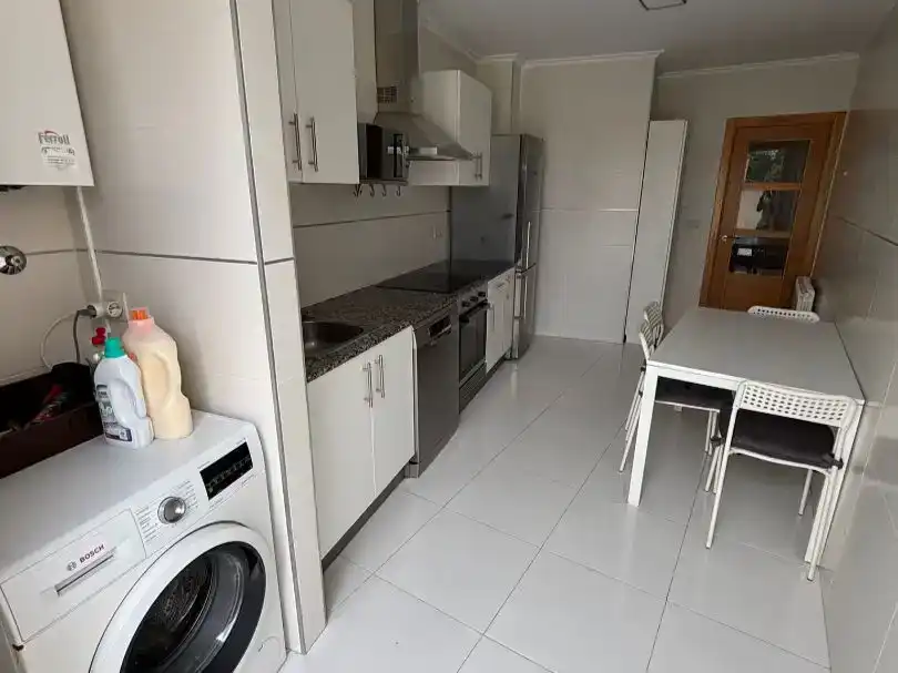Kitchen of Flat for rent in Arteixo  with Private garden, Parquet flooring and Storage room