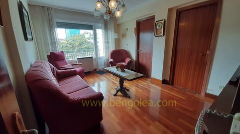 Foto 2 de Piso en venta en Herriko Plaza, Rontegui - Pormetxeta, Barakaldo