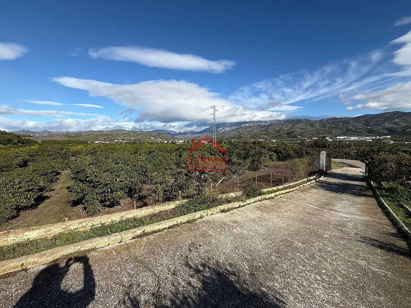 Vista exterior de Finca rústica en venda en Vélez-Málaga amb Terrassa i Piscina