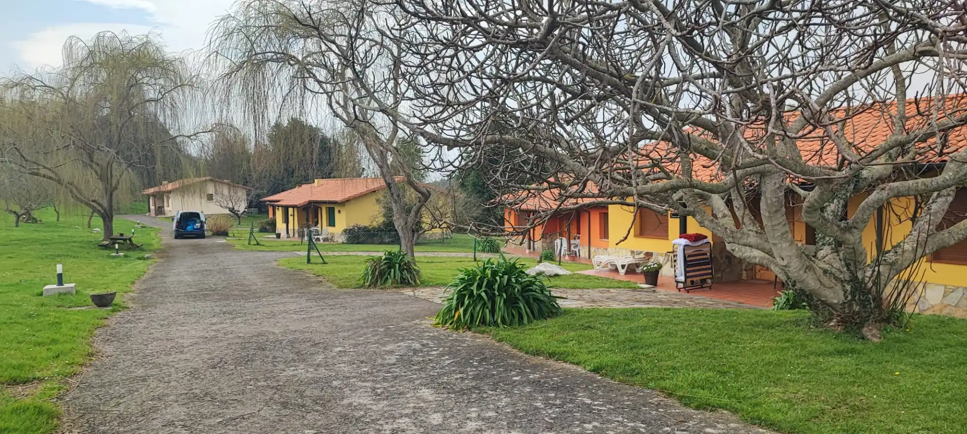 Außenansicht von Country house zum Verkauf in Llanes mit Heizung, Privatgarten und Terrasse
