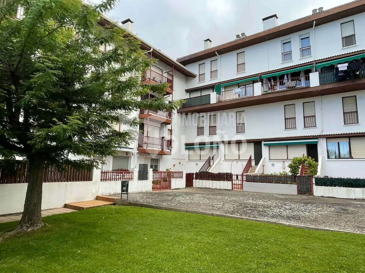 Vista exterior de Dúplex en venta en Labastida / Bastida con Aire acondicionado, Calefacción y Parquet