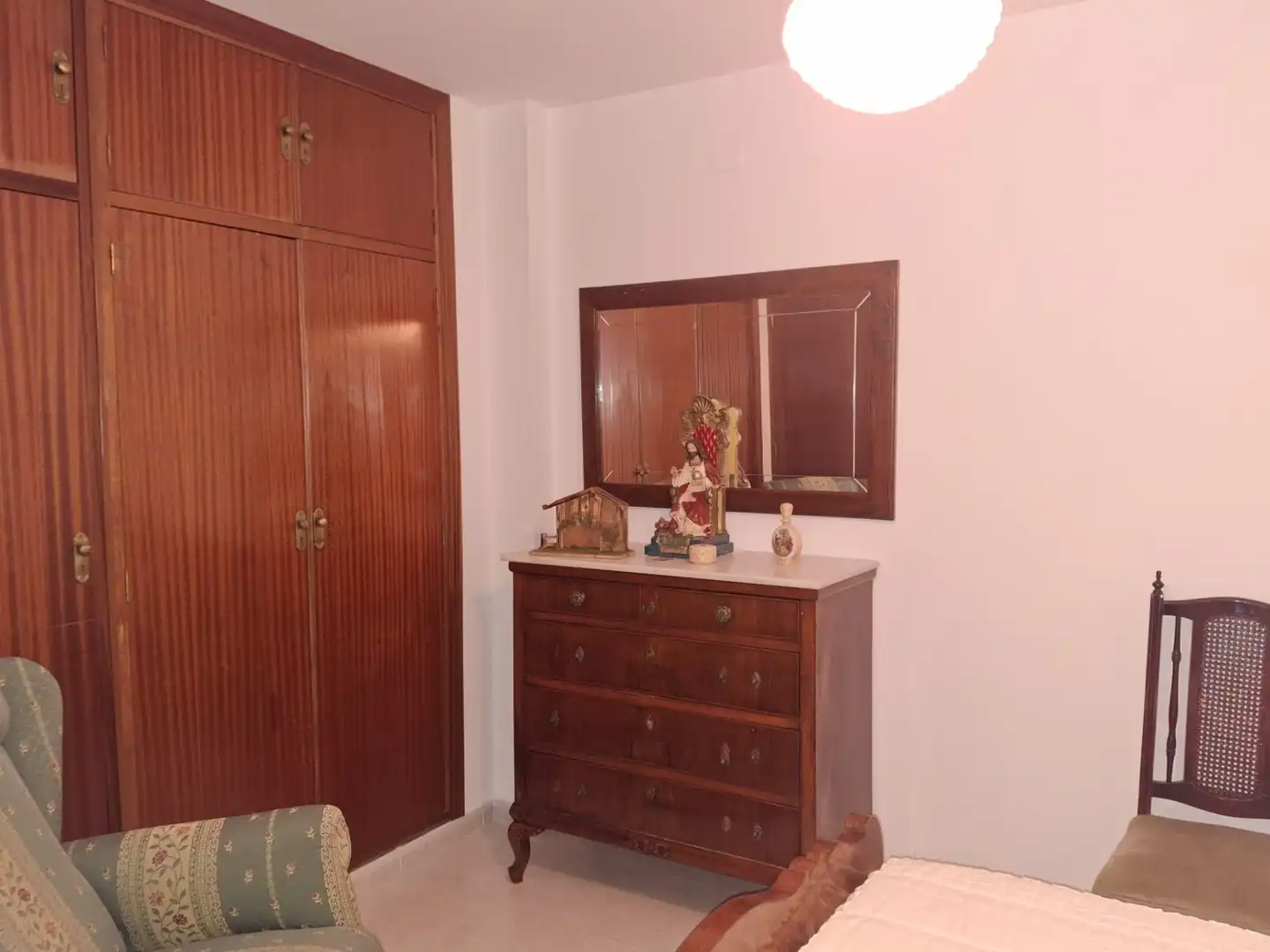 Habitación de Casa adosada en venta en Villaverde del Río