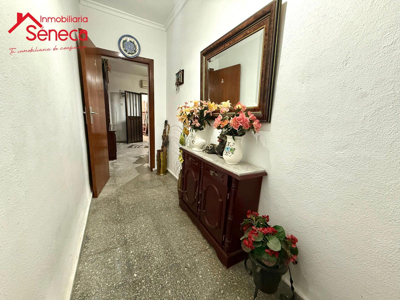 Casa adosada en venda en  Córdoba Capital amb Calefacció, Terrassa i Moblat