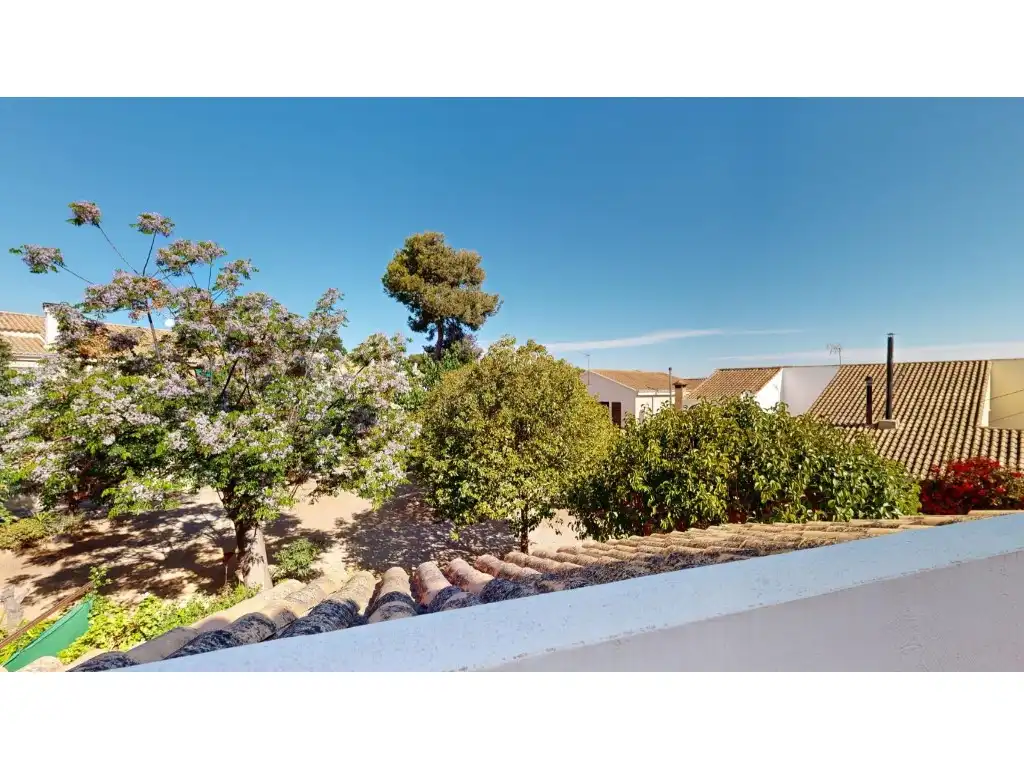 Jardí de Casa adosada en venda en Torrent amb Aire condicionat, Calefacció i Jardí privat