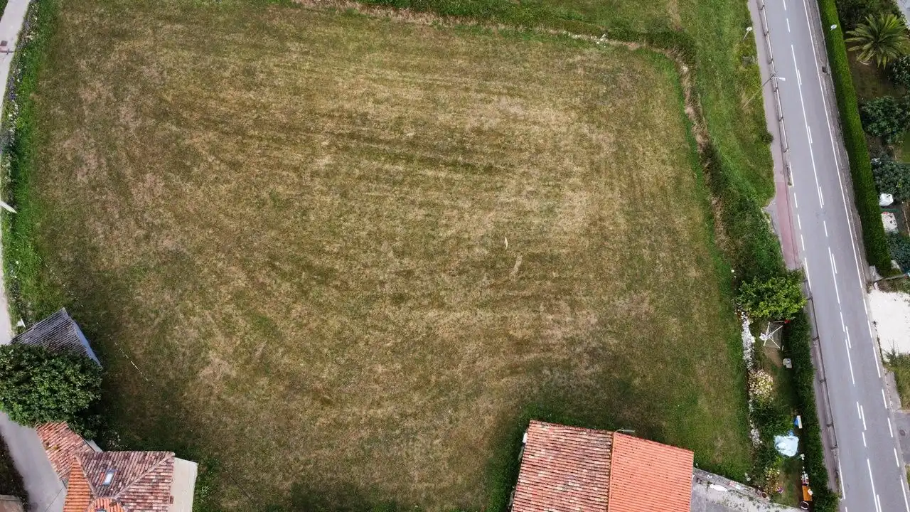 Residencial en venda en Llanes