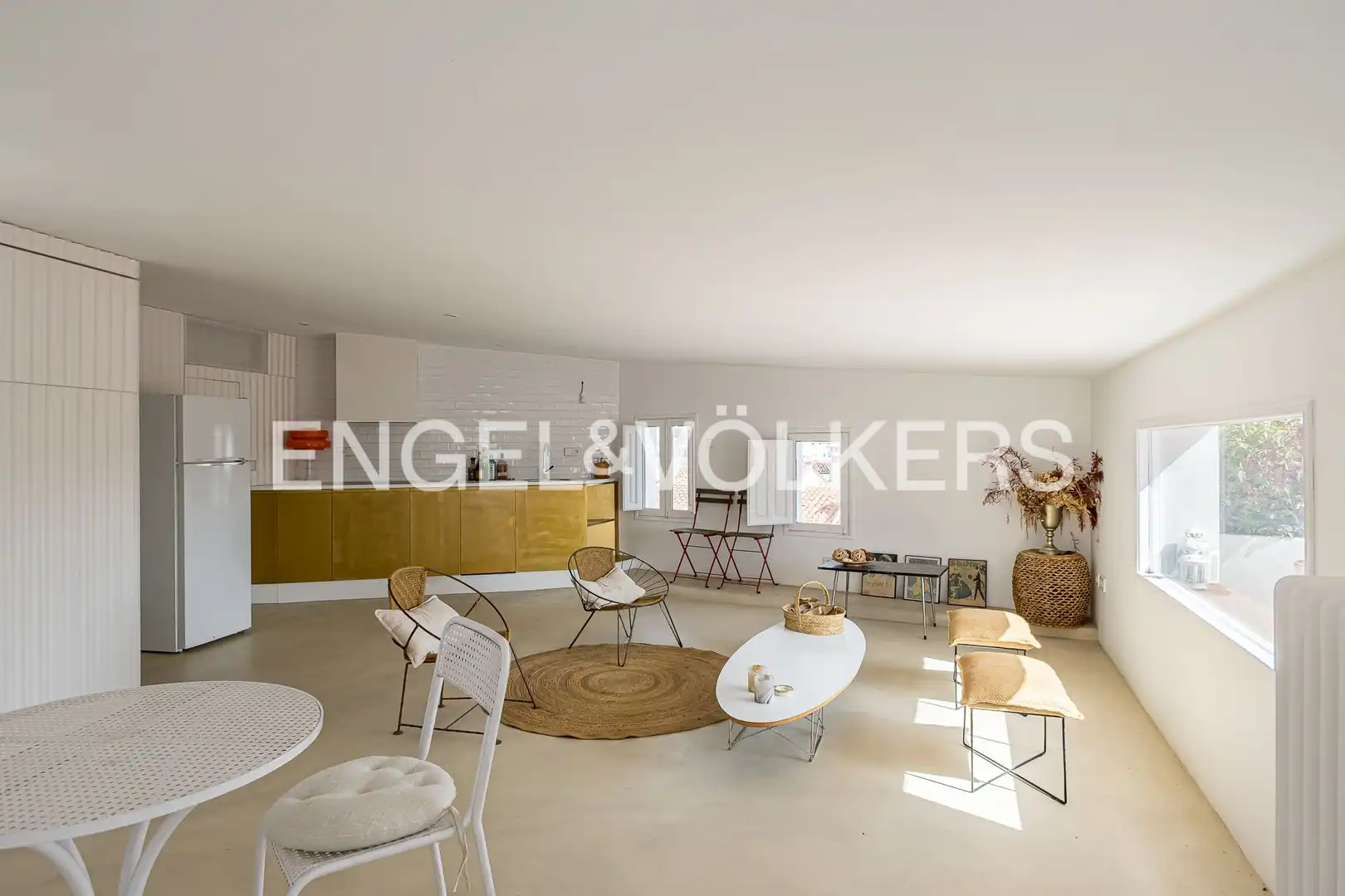 Sala d'estar de Àtic en venda en Madrid amb Aire condicionat, Calefacció i Terrassa