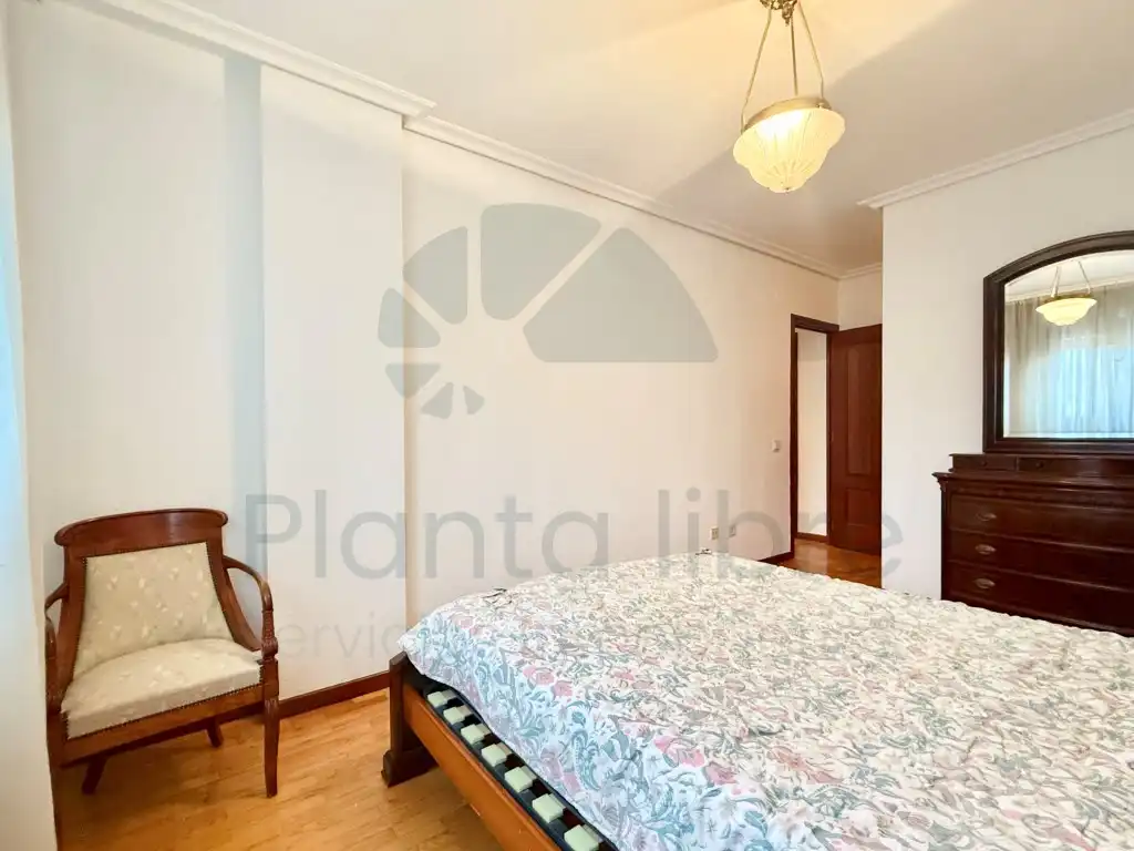 Bedroom of Flat for sale in  Logroño  with Air Conditioner and Balcony