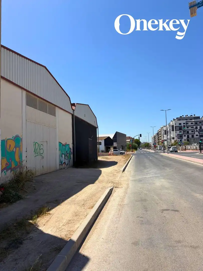 Nau industrial en venda a de los Isidoros 8, imagen 11