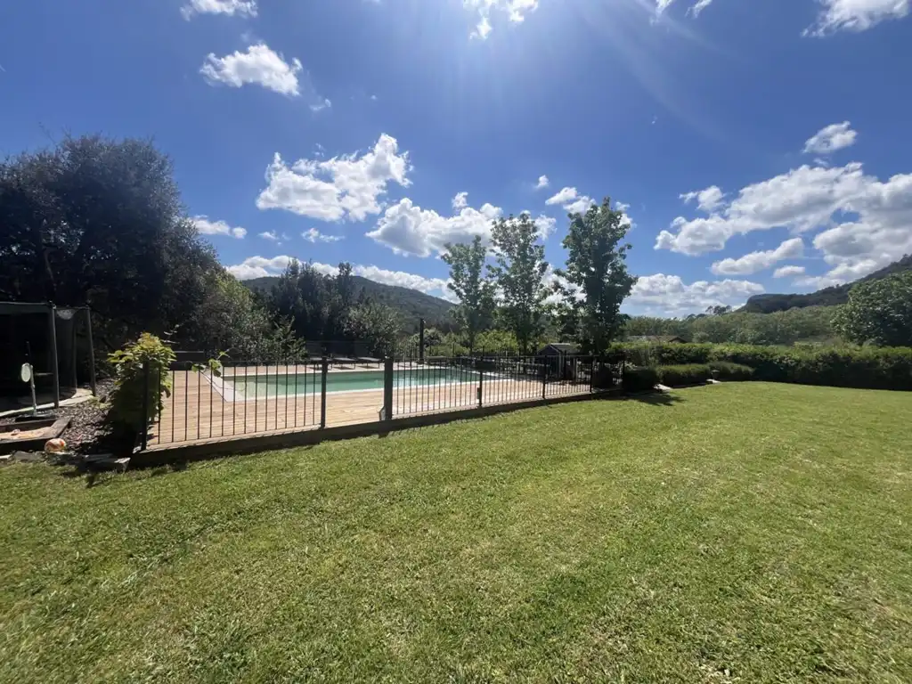 Piscina de Casa o chalet de alquiler en Sant Martí de Llémena con Aire acondicionado, Jardín privado y Trastero