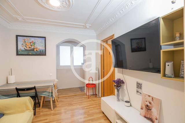 Piso en Alquiler en Av. del Paral·lel en Sant Antoni