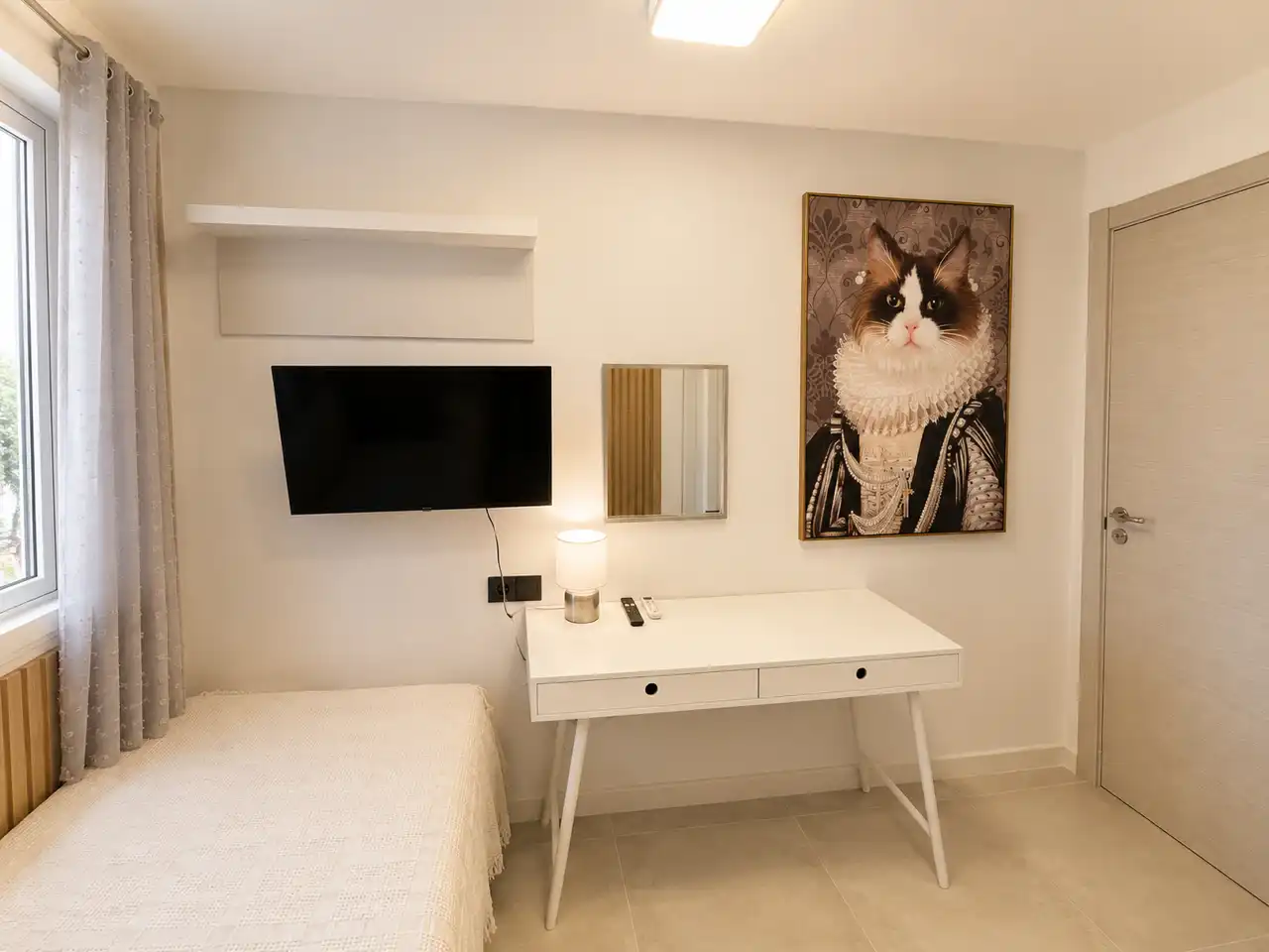 Bedroom of Study for share in Sevilla  with Air Conditioner, Heating and Furnished