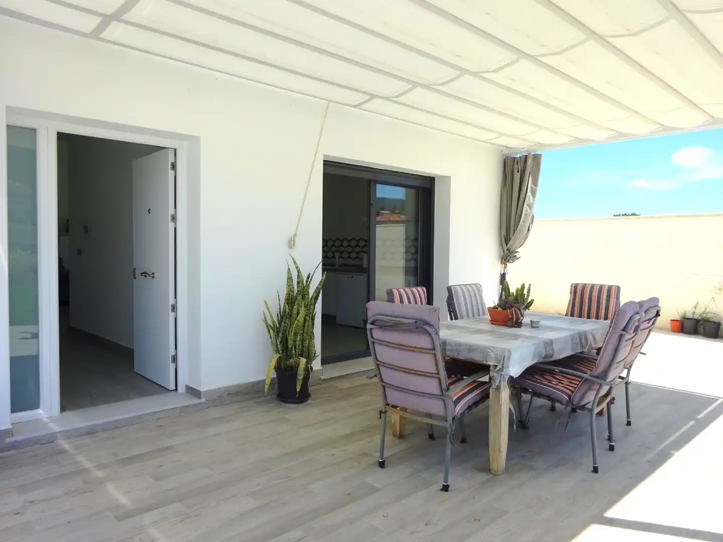 Terrassa de Casa o xalet en venda en Alhaurín de la Torre amb Aire condicionat, Calefacció i Jardí privat