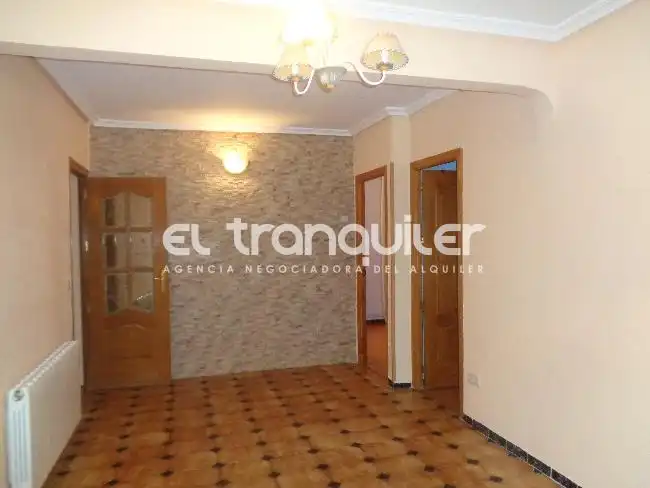 Flat for rent in Calle Maestro Arbós, La Alhóndiga