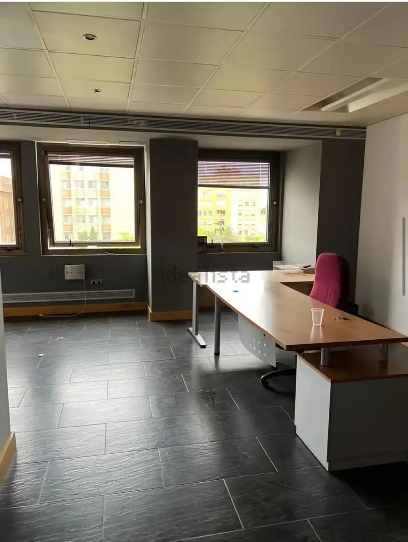 Büro zum Verkauf in Sevilla