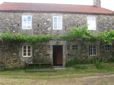 House with garden for sale in Silleda