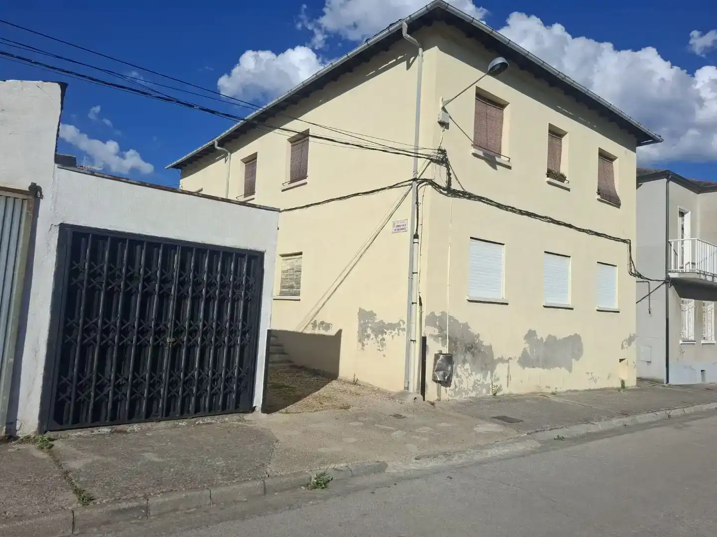 Vista exterior de Piso en venta en Ponferrada con Jardín privado