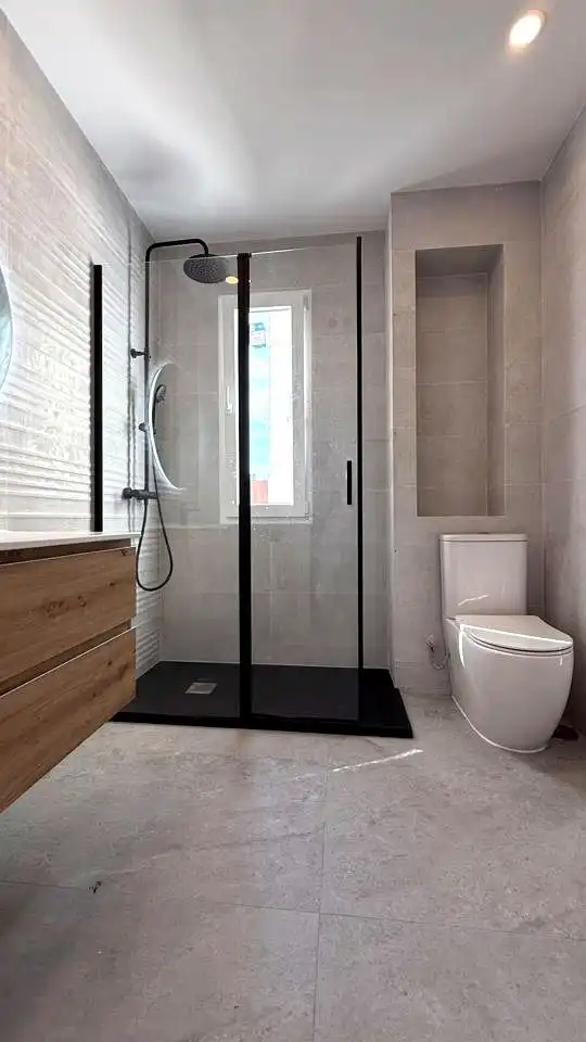 Baño de Piso en venta en Madrid con Aire acondicionado, Calefacción y Terraza