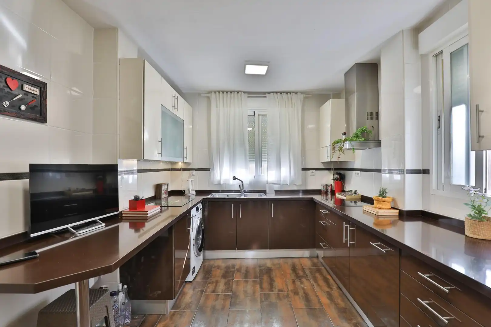 Kitchen of Houses for sale in Villa de Otura  with Community pool