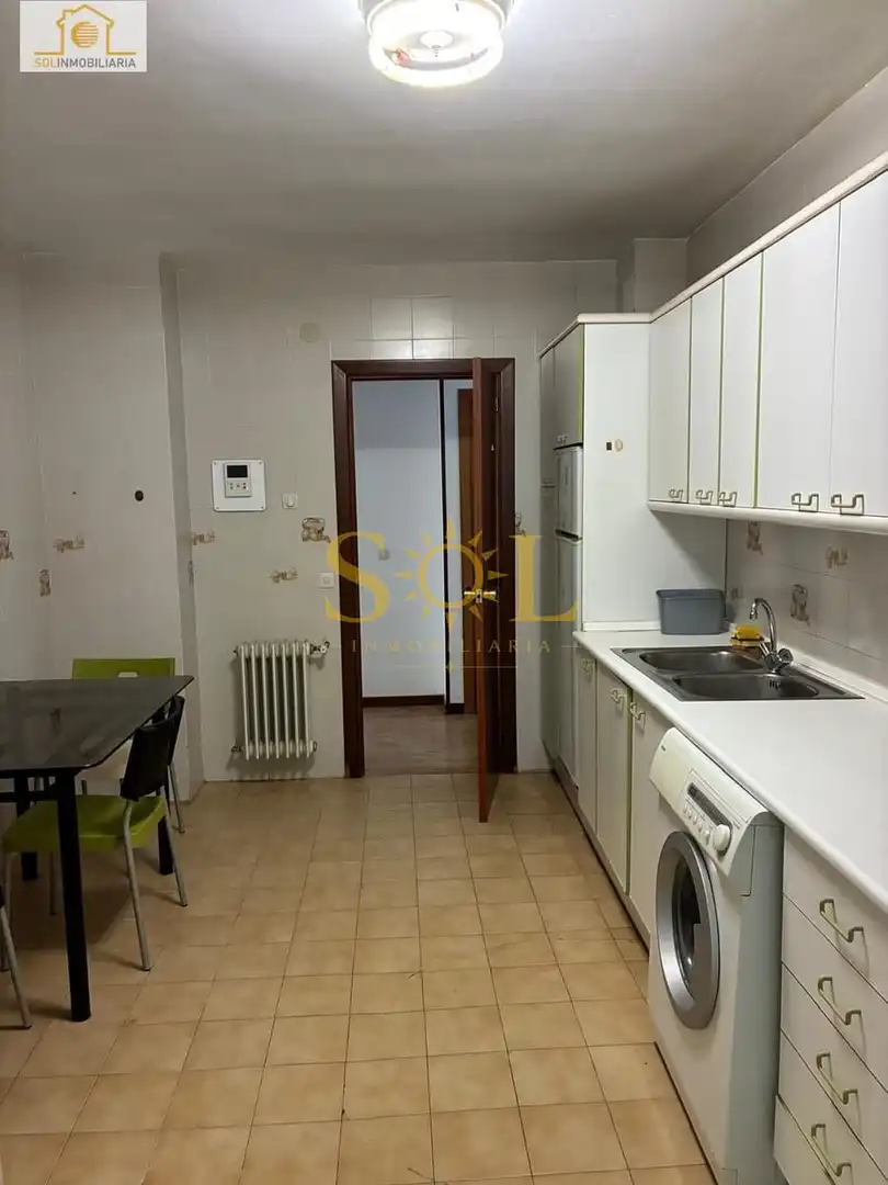 Flat with lift for sale in Calle Sampiro 22, imagen 8