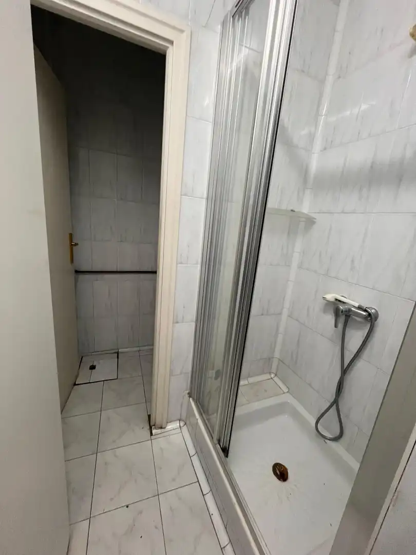 Bathroom of Industrial buildings for sale in Basauri 